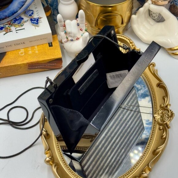 🆕 LULU GUINNESS 🧿 NWT Cassie Striped Black & Mother of Pearl Perspex Clutch - Picture 10 of 15